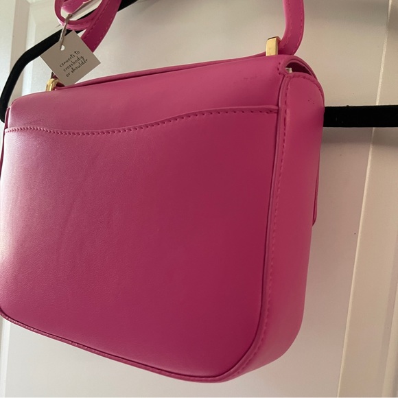 Refined Crossbody Bag - A New Day - Picture 6 of 13